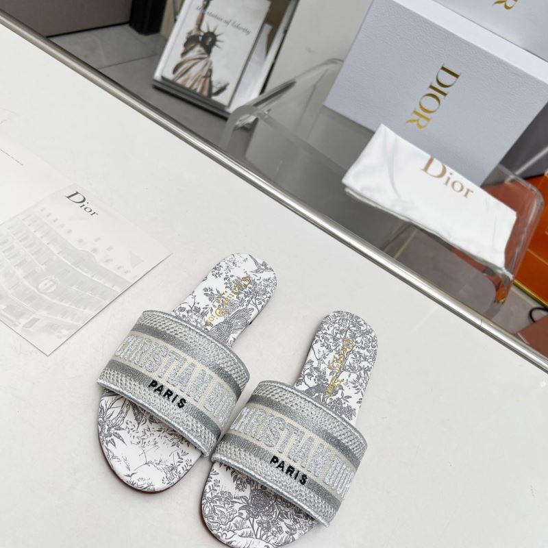 ch**an D*or slippers